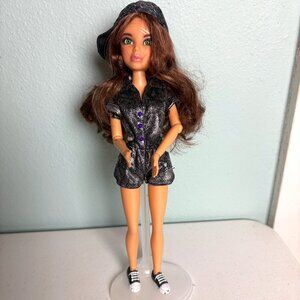 2011 Spin Master Ltd LIV 12" Doll #25049 10530SWM Partially Articulated